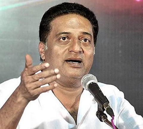 மக்களவைத் தேர்தல்; பெங்களூருவில் போட்டியிடும் பிரகாஷ் ராஜ்: ஆதரவு அளிக்க காங்கிரஸ் திடீர் நிபந்தனை