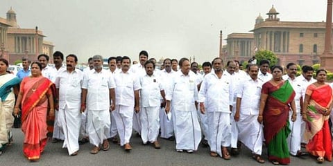தமிழக எம்.பி.க்கள் செயல்பாடு படுமோசம்: கேரளா, ராஜஸ்தான், குஜராத் எம்.பி.க்கள் சூப்பர்: ஆய்வில் தகவல்