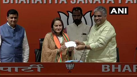 பாஜகவில் இணைந்தார் நடிகை ஜெயப்பிரதா: ராம்பூர் தொகுதியில் போட்டி?