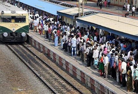30, 31-ம் தேதி தாம்பரம், வேளச்சேரி தடத்தில் மின்சார ரயில் சேவைகள் ரத்து