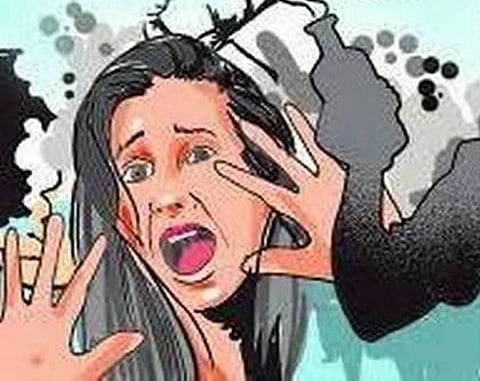 சேலத்தில் காதலிக்க மறுத்த மாணவி மீது ஆசிட் வீசுவதாக மிரட்டல்: போக்சோ சட்டத்தில் இளைஞர் கைது