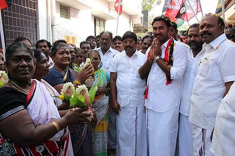 தென்சென்னையில் அமைச்சர் ஜெயக்குமார் பிரச்சாரம் செய்யாதது ஏன்? - ஜெயவர்தன் பேட்டி