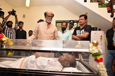 எனக்குள் இன்னொரு ரஜினி இருக்கிறார் என்று காட்டியவர் இயக்குநர் மகேந்திரன்: ரஜினி புகழாஞ்சலி