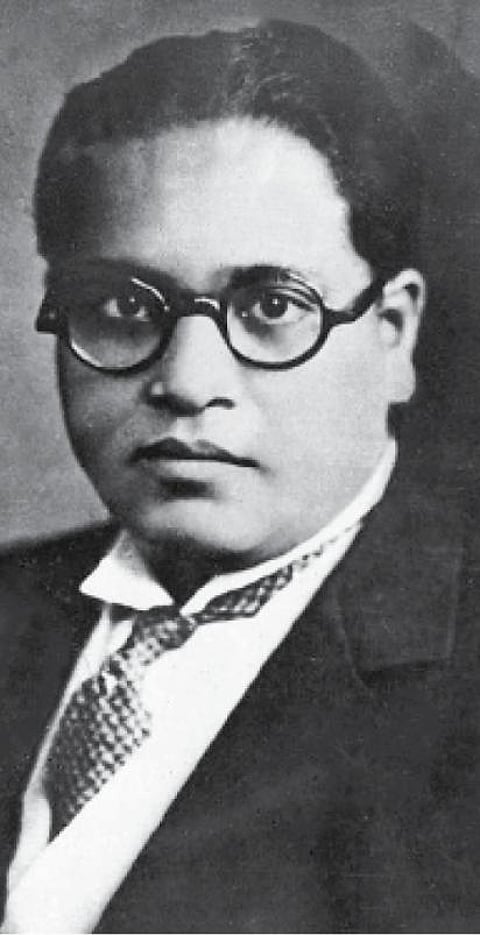 அம்பேத்கர் தொடங்கிய அரசியல் இயக்கம்
