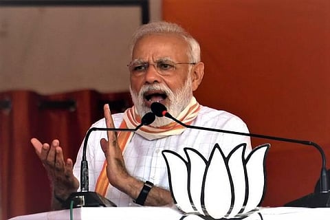 இவிஎம் இயந்திரத்துக்கு மோடியுடன் சேர்த்து புதிய விளக்கம் அளித்த நெட்டிசன்கள்
