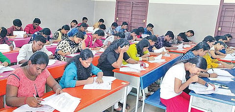 மருத்துவ கனவை நனவாக்க உதவும் ‘வைத்ய வித்யா’ - மாணவர்களுக்கு கைகொடுக்கும் `ஸ்ரீகிருஷ்ணா ஸ்வீட்ஸ்’