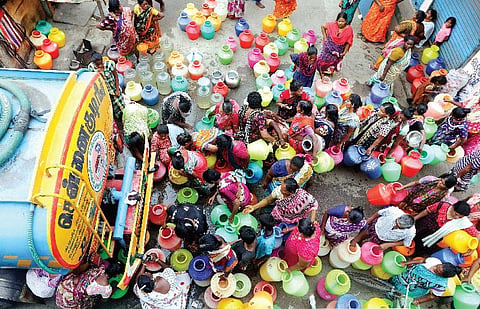 சுற்றுச்சூழல் சீரழிவு: தண்ணீர் கண்ணீர்