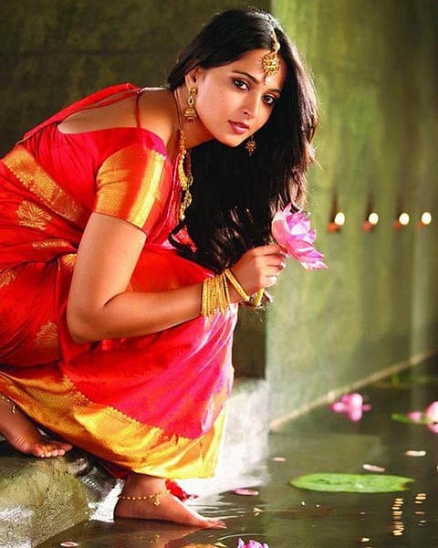 விபத்து குறித்து பரவிய வதந்தி: அனுஷ்கா சூசக மறுப்பு