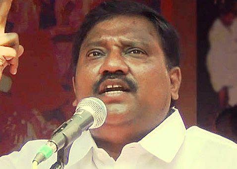 விஜயதரணி மீது ஏன் நடவடிக்கை இல்லை; எனக்கு மட்டும் நெருக்கடியா?: கராத்தே தியாகராஜன் கடும் விமர்சனம்
