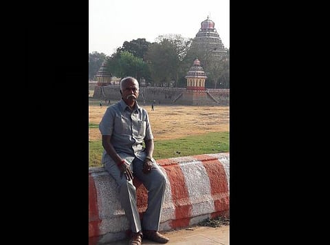 சுந்தர மகாலிங்கம் கோயிலில் பெண் அதிகாரியை செல்போனில் படமெடுத்த அறநிலையத்துறை இணை ஆணையர் கைது