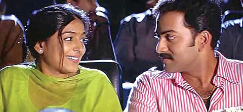 நட்சத்திர நிழல்கள் 13: பானுமதிக்கு அனுபமா சாயல்