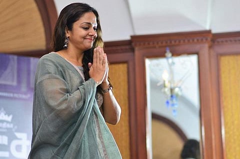 நாயகர்களுக்கு எல்லாமே தட்டில் வைத்து தரப்படுகிறது: ஜோதிகா விமர்சனம்