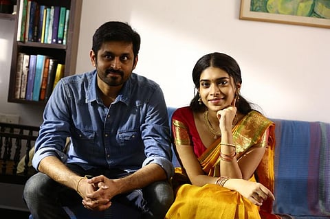 முதல் பார்வை: போதை ஏறி புத்தி மாறி
