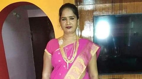 விழுப்புரம் நெடுஞ்சாலையில் திருநங்கை கொடூர கொலை: காரில் வந்த நபர்கள் வெறிச்செயல்?