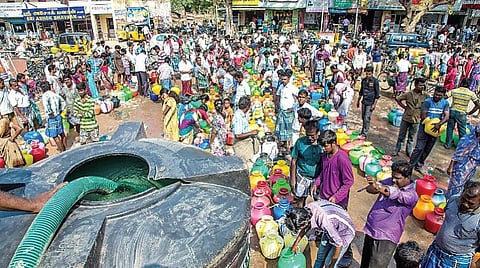 தண்ணீர் பிரச்சனை: கிராமங்களைக் கொல்லும் சென்னை