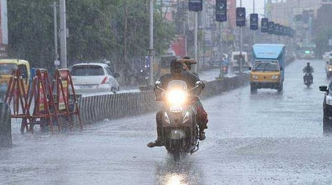 கோவை, நீலகிரியில் கனமழைக்கு வாய்ப்பு: வானிலை ஆய்வு மையம்