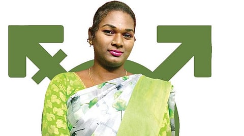 வானவில் பெண்கள்: இந்தியாவின் முதல் திருநங்கை செவிலி