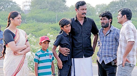மூணு பேர் கூடி ஆடும் ஆட்டம்தான் ‘அக்னி சிறகுகள்’- அனுபவம் பகிர்கிறார் ‘மூடர்கூடம்’ எம்.நவீன்
