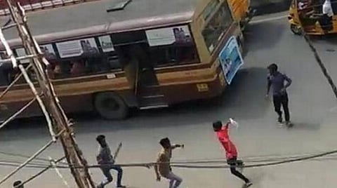 ‘படிக்கும் காலத்தில் ஹீரோ.. இப்போது ஜீரோ’: எதிர்காலத்தை தொலைத்த முன்னாள் ‘ரூட் தல’ மாணவர்கள் - காவல்துறை சார்பில் விழிப்புணர்வு வீடியோ தயாரிப்பு