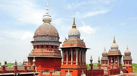 ஆயுள் தண்டனைக் கைதிகளை விடுவிப்பதில் ஆளுக்கு ஏற்றார்போல் பாரபட்சம் ஏன்?- தமிழக அரசுக்கு உயர் நீதிமன்றம் கேள்வி