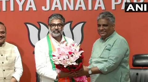 சமாஜ்வாதி கட்சியில் இருந்து வெளியேறிய நீரஜ் சேகர் பாஜக சார்பில் மாநிலங்களவைத் தேர்தலில் போட்டி