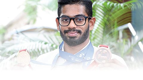 உலக நீச்சல் போட்டியில் தமிழக இளைஞர் சாதனை