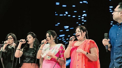 பயனீர் மியூசிக் ஜிம் குழுவினர்