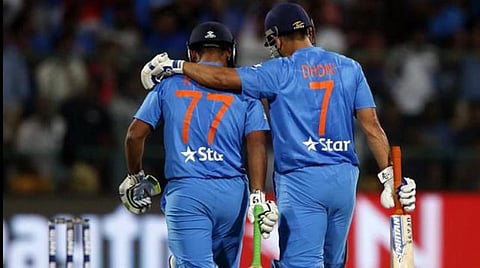 தோனி, ரிஷப் பந்த்: படம் உதவி ட்விட்டர்