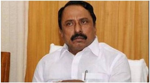 அமைச்சர்கள் வெளிநாட்டுப் பயணம் சென்றதில் தவறில்லை: அமைச்சர் செங்கோட்டையன்