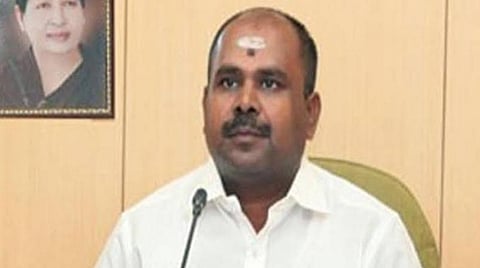 வெள்ளை மனம் இல்லாததால்தான் ஸ்டாலின் வெள்ளை அறிக்கை கேட்கிறார்: அமைச்சர் ஆர்.பி.உதயகுமார்