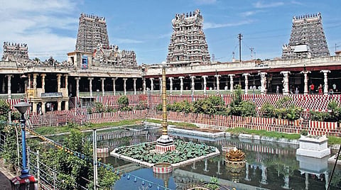 மதுரை ஸ்ரீ மீனாட்சி அம்மன் கோயில் பக்தர்களுக்கு தீபாவளி முதல் இலவச லட்டு விநியோகம்