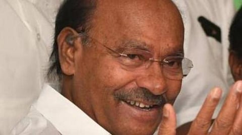 அரசு சுவர்கள், பாலங்களின் அழகைச் சிதைப்போருக்கு என்ன தண்டனை?- ராமதாஸ் கேள்வி