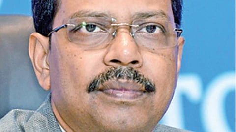 விக்கிரவாண்டி, நாங்குநேரி மட்டுமல்லாமல் மாவட்டத்தின் பிற பகுதிகளிலும் பறக்கும் படைகள் கண்காணிப்பு: தலைமை தேர்தல் அதிகாரி சத்யபிரத சாஹூ தகவல்