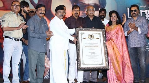 ராதிகாவுக்கு 'நடிகவேள் செல்வி' பட்டம் வழங்கிய படக்குழு