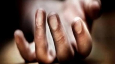 'பாபநாசம்' சினிமா பாணியில் சம்பவம்: மின் வேலியில் சிக்கி உயிரிழந்தவர் உடலை போலீஸாருக்குத் தெரியாமல் புதைத்த 2 பேர் கைது- 7 ஆண்டுகளுக்குப் பின் துப்பு துலங்கியது