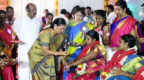 சென்னையில் குழந்தை வளர்ச்சிப் பணித்துறை நடத்திய சமுதாய வளைகாப்பு : 1000 கர்ப்பிணிகள் பங்கேற்பு