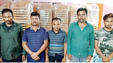 புதுக்கோட்டையில் பிடிபட்ட வடமாநில இளைஞர்களுக்கு நகைக்கடை கொள்ளை முயற்சி வழக்கில் தொடர்பு: திருப்பூர் போலீஸார் விசாரணையை தொடங்கினர்