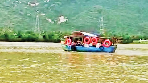 காவிரி தாலாட்டும் பூலாம்பட்டியை சுற்றுலா தலமாக்க வேண்டும்: பூங்கா உள்ளிட்ட வசதிகள் அமைக்கவும் பொதுமக்கள் வலியுறுத்தல்
