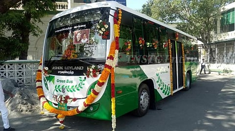 மின்சாரப் பேருந்து இயக்கத்தை தனியார்வசம் கொடுக்கும் முடிவு; போக்குவரத்துக் கழகங்களை சீரழிக்கும் நடவடிக்கை: சிஐடியூ எச்சரிக்கை