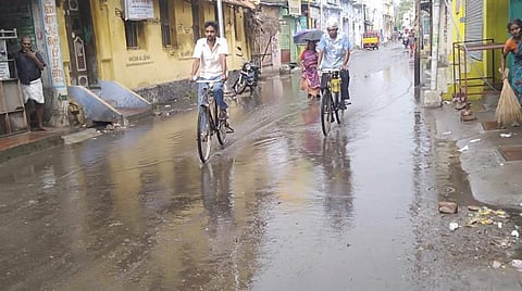 நெல்லையில் வெளுத்துவாங்கிய மழை: அணைகளில் நீர்மட்டம் உயர்வு