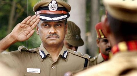 காவலர்களுக்கான நலத்திட்டங்களை உருவாக்க உயர் நீதிமன்றத்துக்கு உதவும் வகையில் காவல் ஆணையர் ஆஜராக வேண்டும்: ஆணையம் அமைப்பது தொடர்பான வழக்கில் உத்தரவு