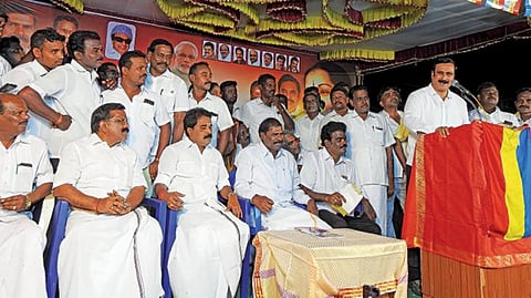 விக்கிரவாண்டி இடைத் தேர்தலில் எதிர்க்கட்சி வெற்றி பெற்றால் என்ன நடக்கும்? - பாமக இளைஞரணித் தலைவர் அன்புமணி எம்.பி கேள்வி