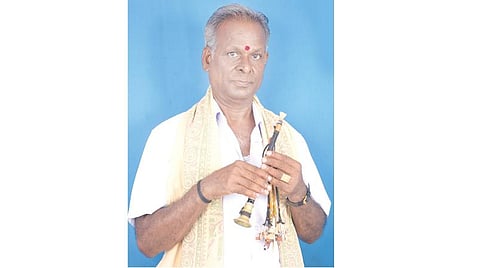 வாழ்வு இனிது: முகவீணையில் முத்திரை பதிக்கும் கலைஞர்!