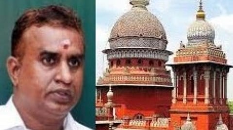 சென்னை, கோவை மாநகராட்சி டெண்டர் முறைகேடு வழக்கு; 2 வாரத்தில் பதிலளிக்கவேண்டும்: அமைச்சர் எஸ்.பி வேலுமணிக்கு உயர் நீதிமன்றம் கெடு