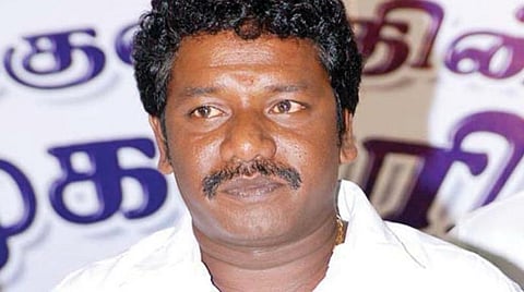 சிறையிலிருந்து சசிகலா வெளியே வந்த பின் அதிமுகவுக்கு தலைமை ஏற்றால் மகிழ்ச்சி தான்: நடிகர் கருணாஸ் எம்எல்ஏ கருத்து