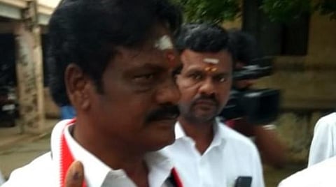 விக்கிரவாண்டி இடைத்தேர்தல்; 6,011 வாக்குகள் வித்தியாசத்தில் அதிமுக வேட்பாளர் முத்தமிழ்ச்செல்வன் முன்னிலை