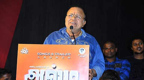 சினிமாவில் நிறையப் பேர் ஏறிய ஏணியை மறந்து விடுகிறார்கள்: ராதாரவி வேதனை
