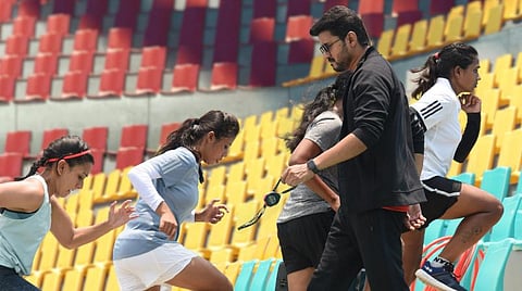 விஜய்யின் 'பிகில்' முதல் நாள் வசூல் நிலவரங்கள் மற்றும் சாதனைகள்