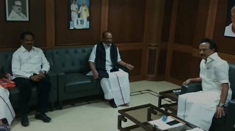 திருவள்ளுவரைப் பற்றி மற்றவர்களுக்குப் பதில் சொல்ல வேண்டிய அவசியமில்லை: ஸ்டாலினைச் சந்தித்த பின் வைகோ பேட்டி