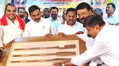 நிகழ்ச்சியில் கலந்துகொண்ட ஆ.ராசா